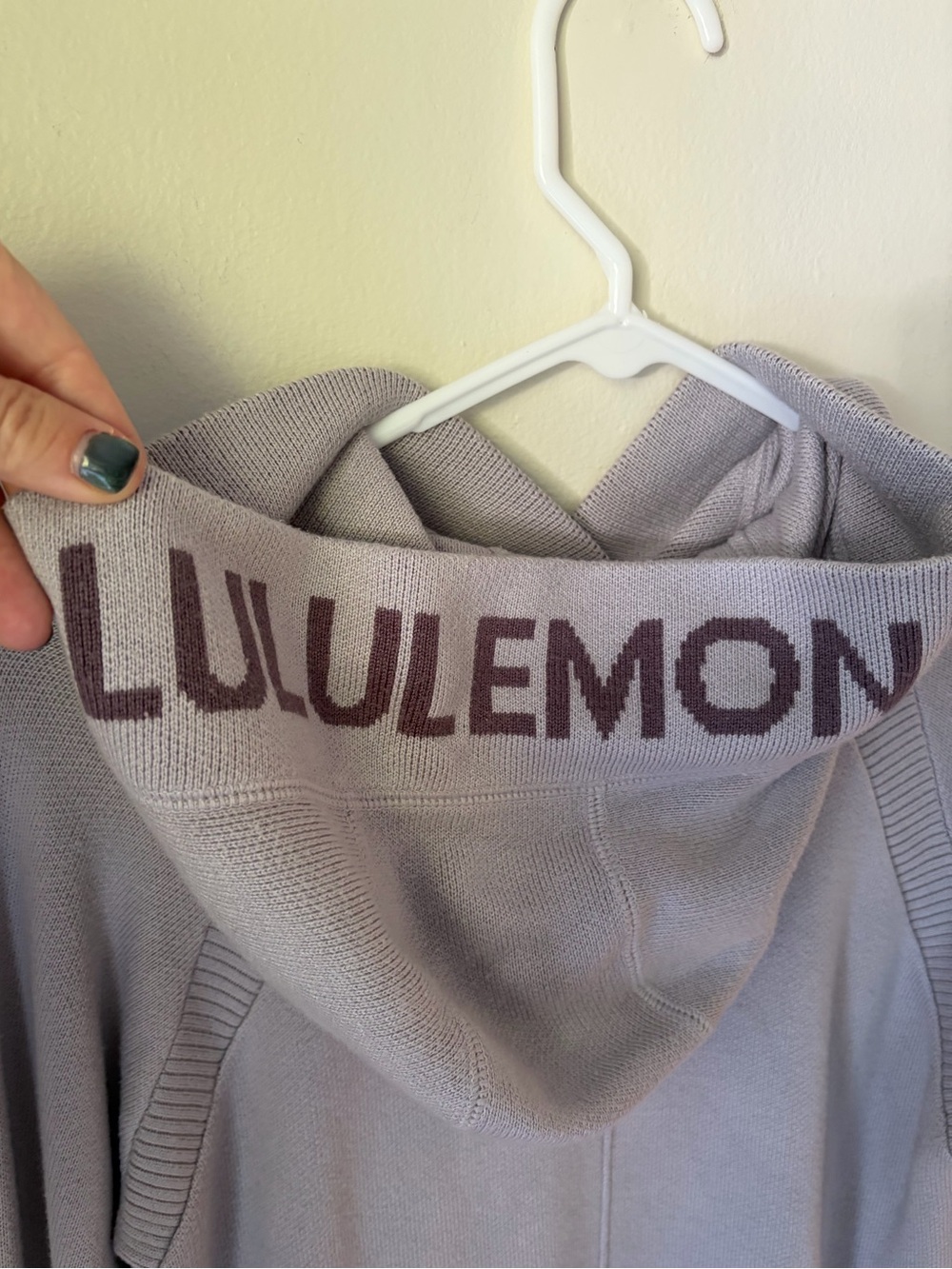 17. Size 2 LULULEMON Lavendar Cashlu Super Soft Hooded Sweater
